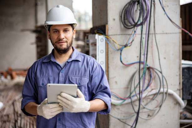 Best Local Electrician Companies  in Bridgeton, MO